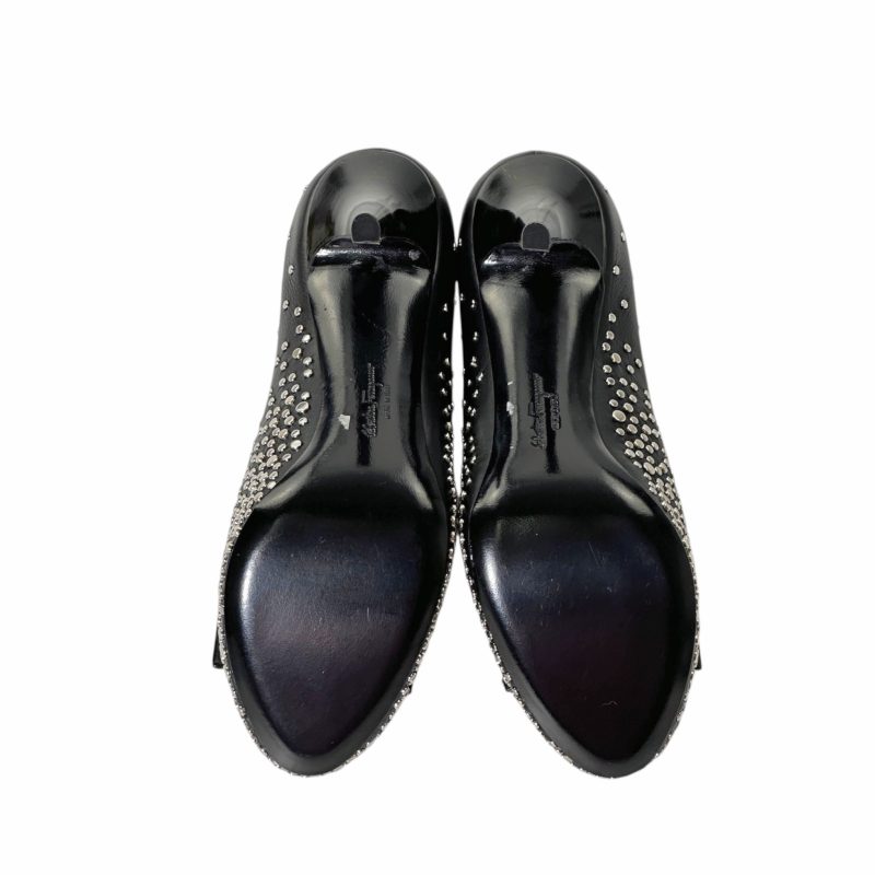 Ferragamo Rivet Leather Vera Heels 37 - Image 6