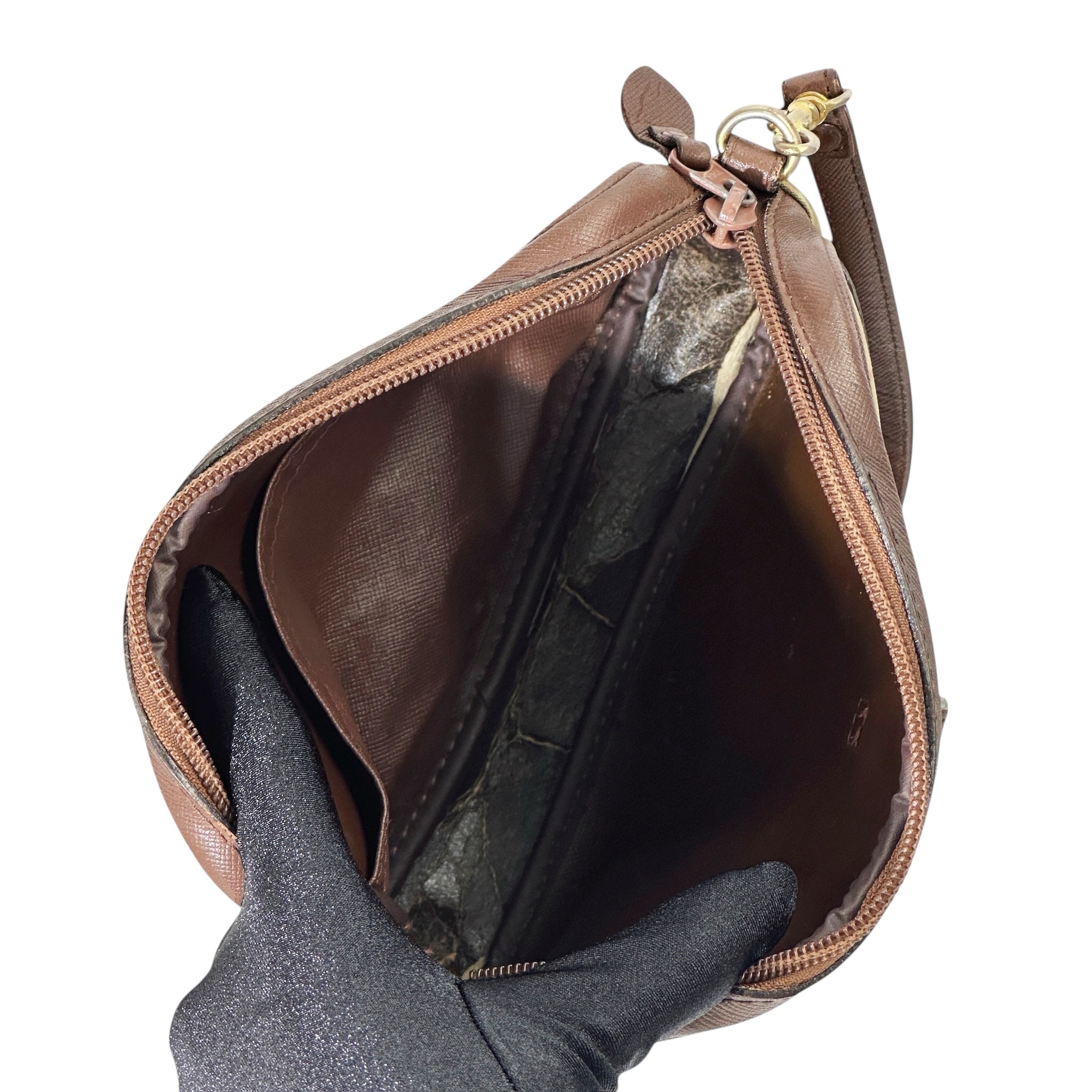 Burberry Vintage Check Leather Strap Crossbody Bag - Image 9