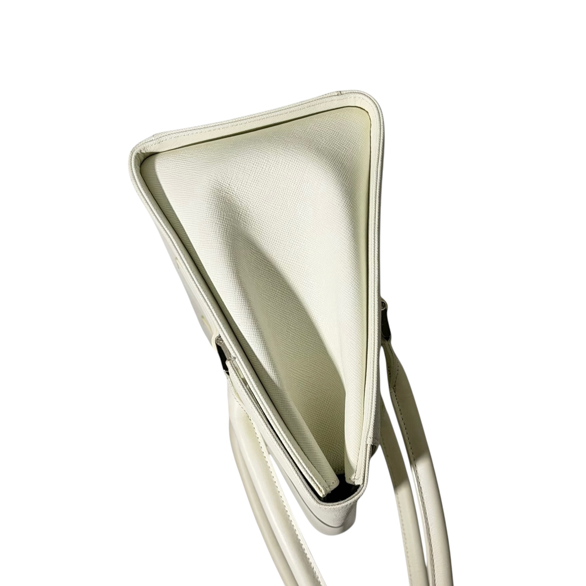 Burberry Saffiano Leather Handbag - Image 4