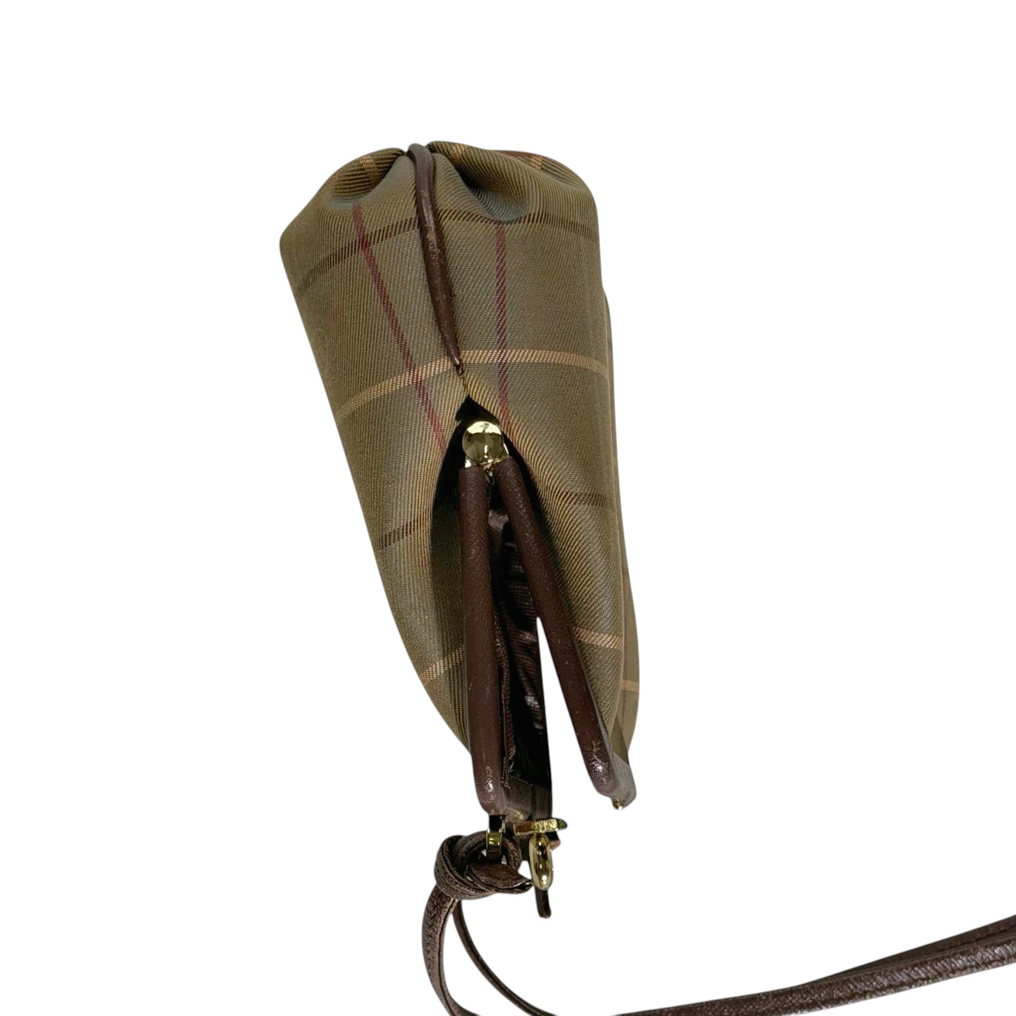 Burberry Vintage Check Leather Strap Kiss Lock Bag - Image 5