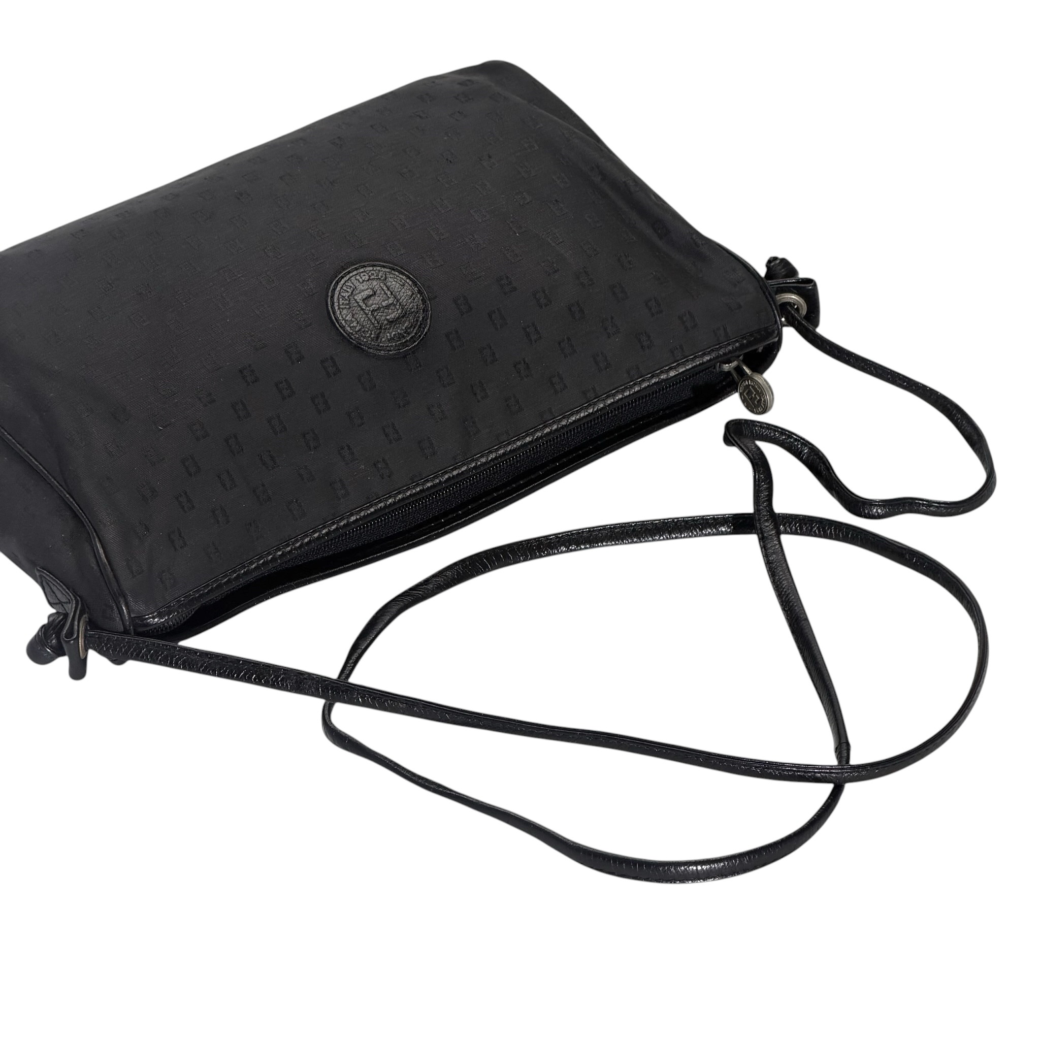 Fendi FF Logo Envelope Crossbody Bag - Image 7